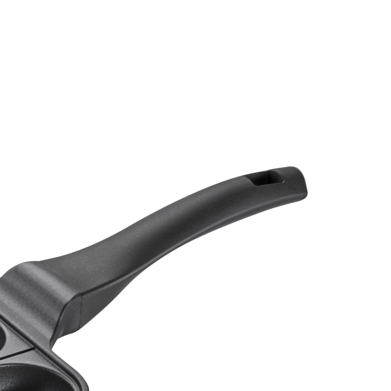 Bakelite heat isolated handle