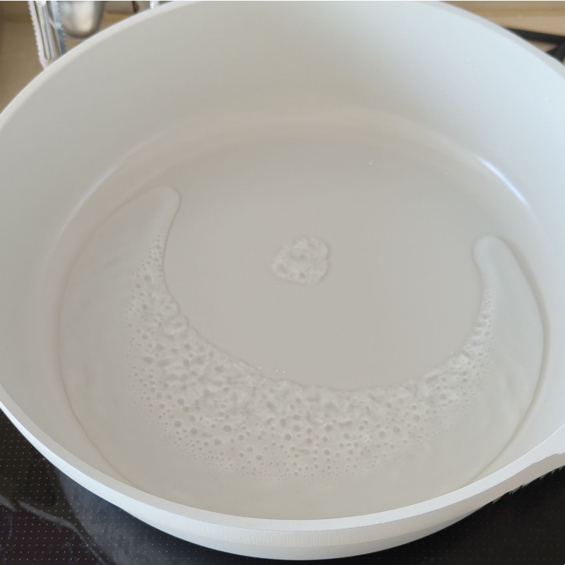 Aluminum pans with ceramic coating