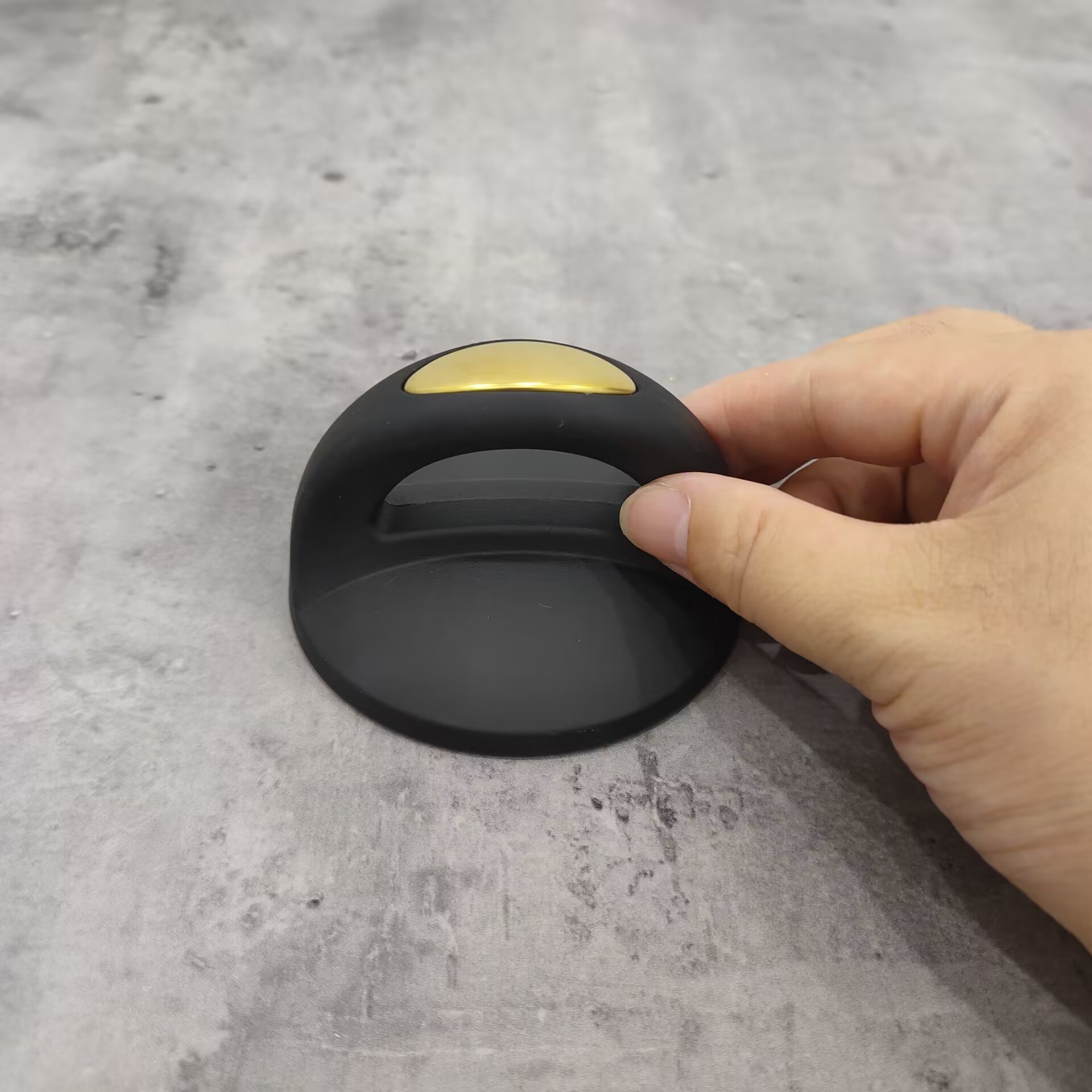 Bakelite knob with insert (1)