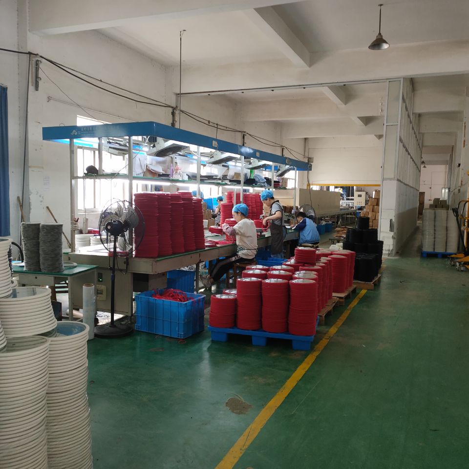 China silicone glass lid factory (1)