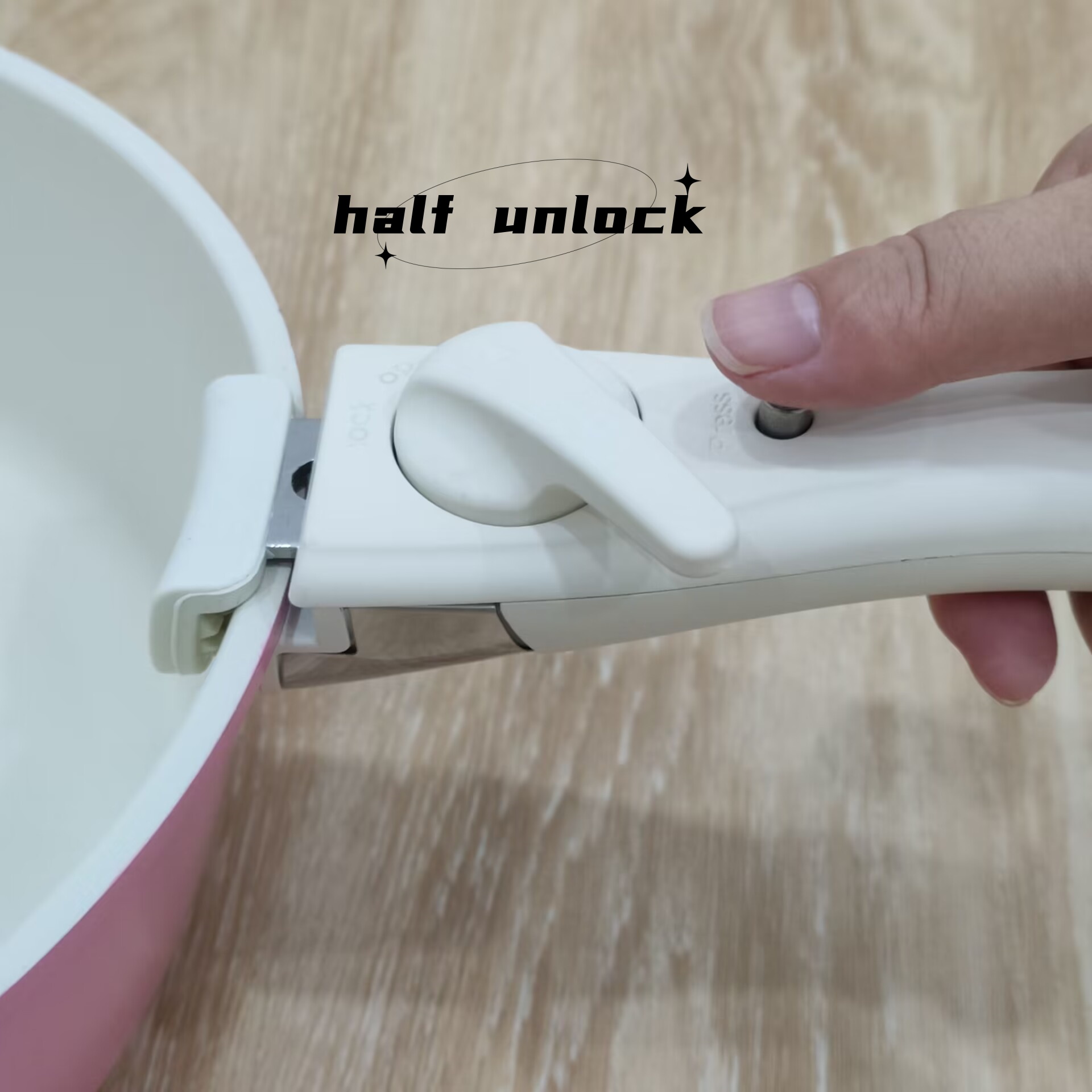 Detachable handle for cookware (5)